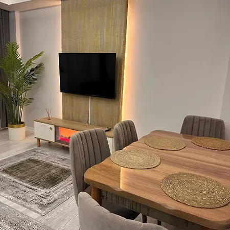 Zara's In * Istanbul